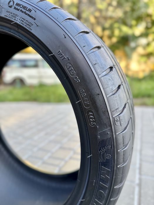Гума Michelin Pilot Sport 4S 225/40 ZR18 92Y XL