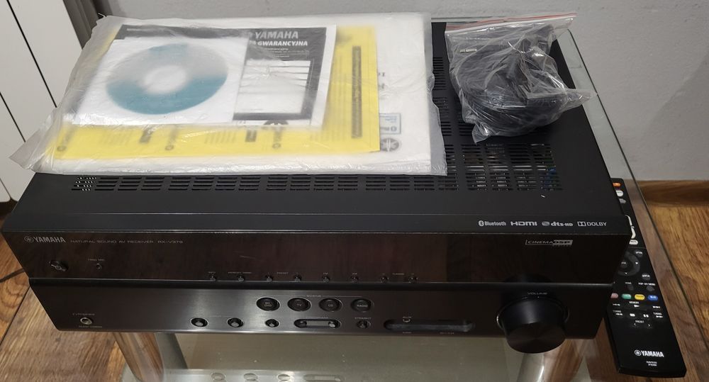 Amplituner yamaha RX-V379