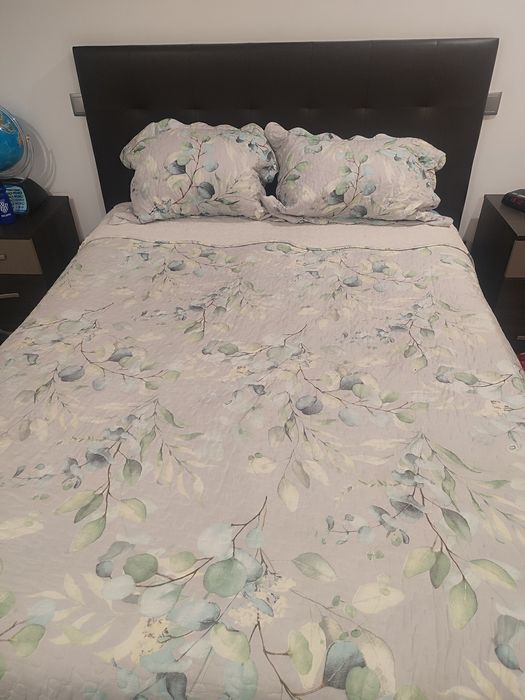 Cama elevatória com arrumação