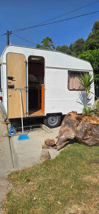 Caravana/ roulote