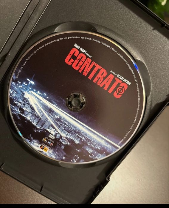 DVD o contrato.   .