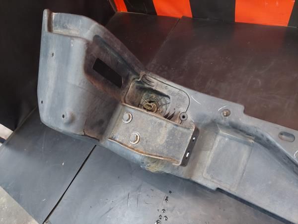 Pára-choques trás JEEP Wrangler III (JK)