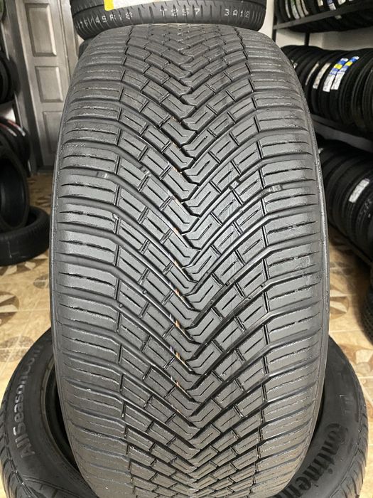 255/45/20 105W XL  Continental  ALL Season Contact