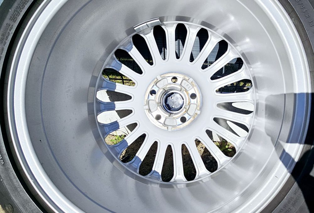 Alufelgi  Ford Mondeo ST 5×108 + opony