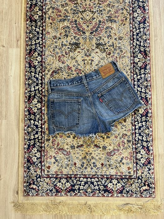 Жіночі шорти Levis