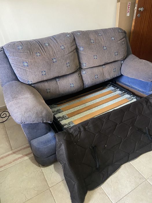 sofa cama em bom estado