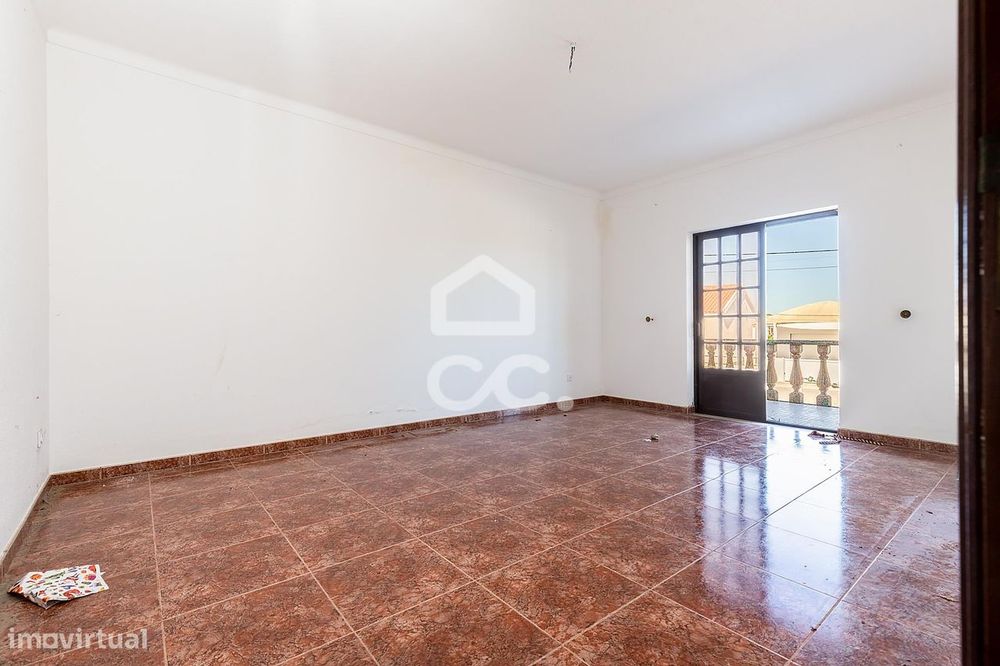 Moradia T3 Isolada inserida num lote de 720 m² em Vendas Novas, Évora