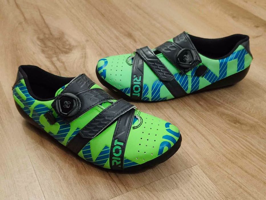 Sapatos de Ciclismo Bont Riot+ BOA Carbon moldáveis