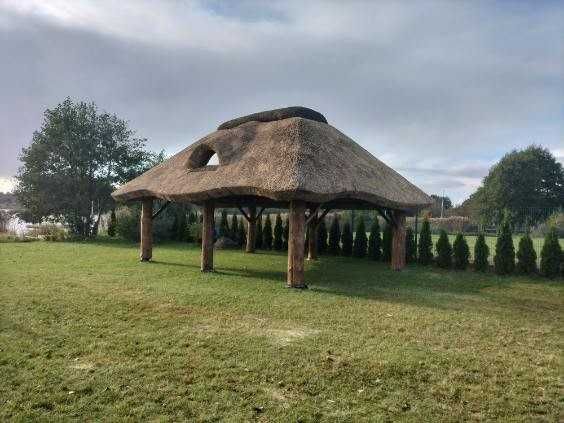 Altana ogrodowa, kryta strzechą. Dostawa i montaż cały kraj. Promocja.