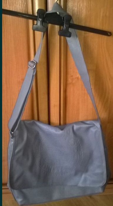 Sprzedam torbę na ramię - nowa