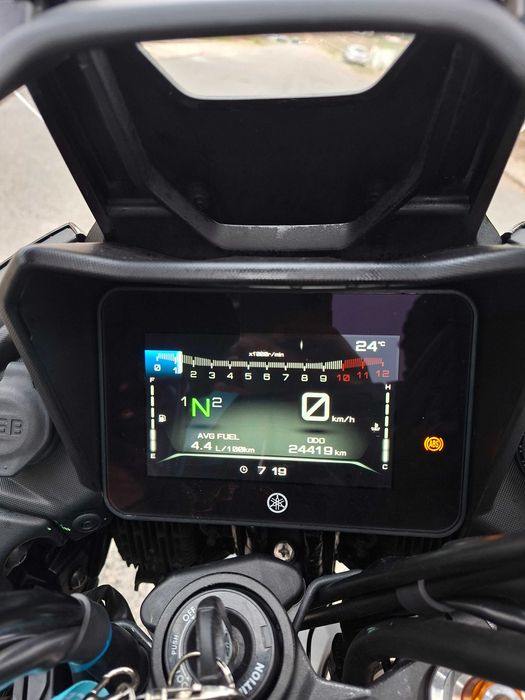 Yamaha tracer 7 midnight black