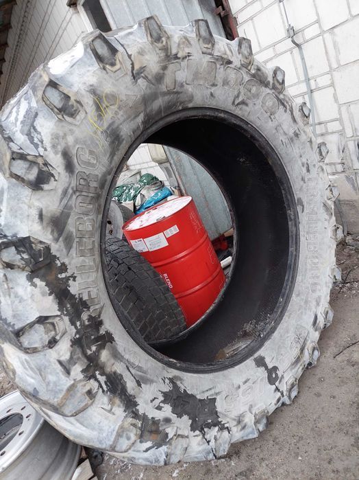 650/65R42 Trelleborg TM800 J1540