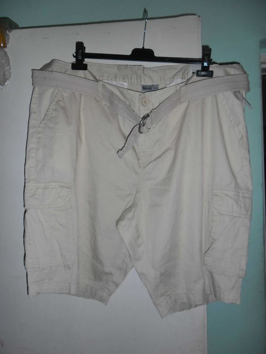 duże spodenki do kolan  ,bawełna ,pas do 132 cm,roz.50