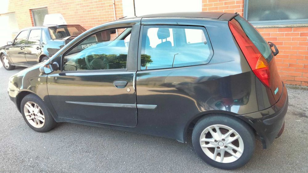 Fiat Punto Go Preto