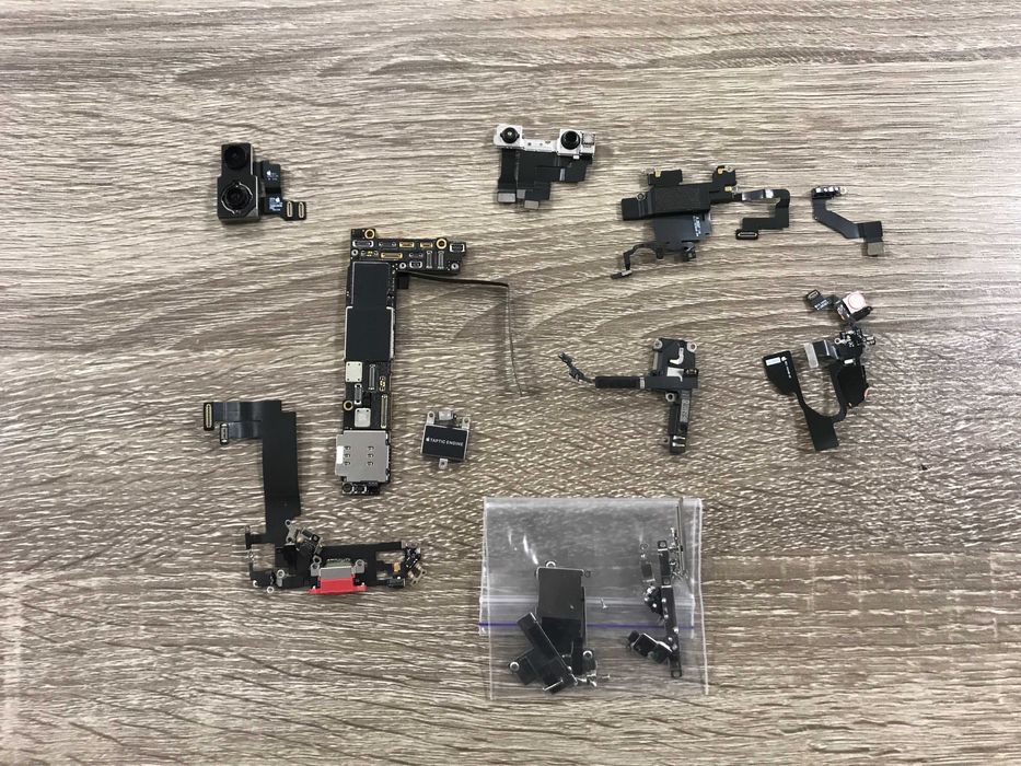 Iphone  11,12 ,12mini ,12pro ,13pro на запчасти