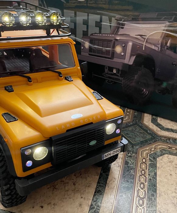Радіокерована машинка MN-98 Land Rover Defender 1:12 | RC Car | 2 акумулятори