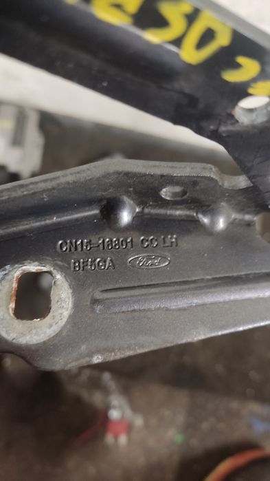 Zawiasy maski prawy lewy komplet ford ecosport