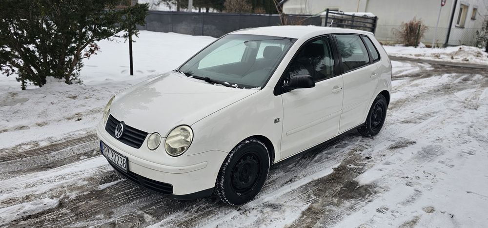 Ładne białe polo kricket 2004r 1.2 b do jazdy okazja!