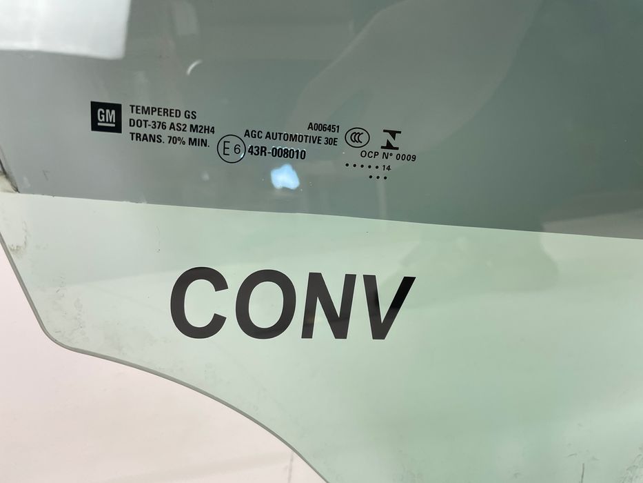 Chevrolet Corvette C7 szyba boczna prawa pasażera cabrio 2014