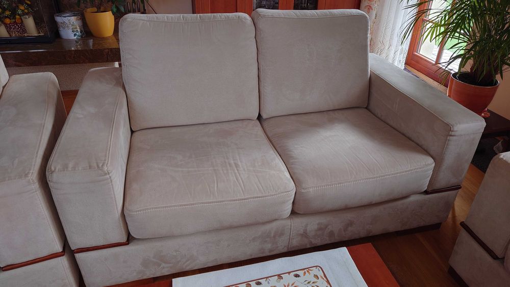 Wypoczynek 2 - Kanapy oraz  1 - Fotel