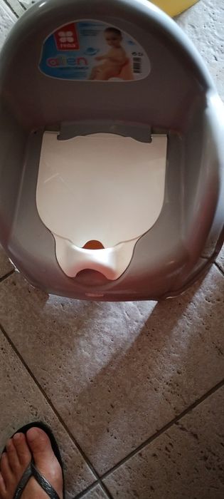 Cadeira de carro para bebé ,carrinho de passeio e potes