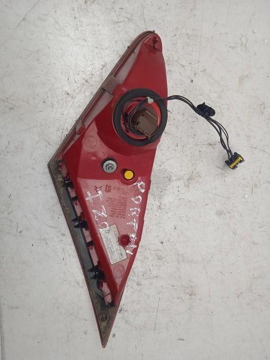 FAROLIM TRASEIRO ESQUERDO INTERIOR PEUGEOT 307 CC 2006