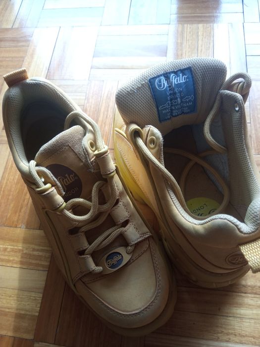 Buffalo usados em bom estado