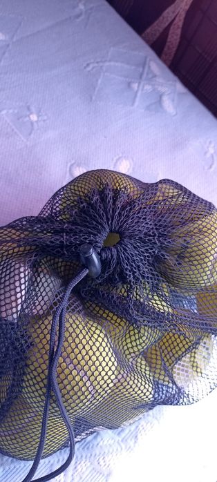 Saco artengo e 12 bolas usadas