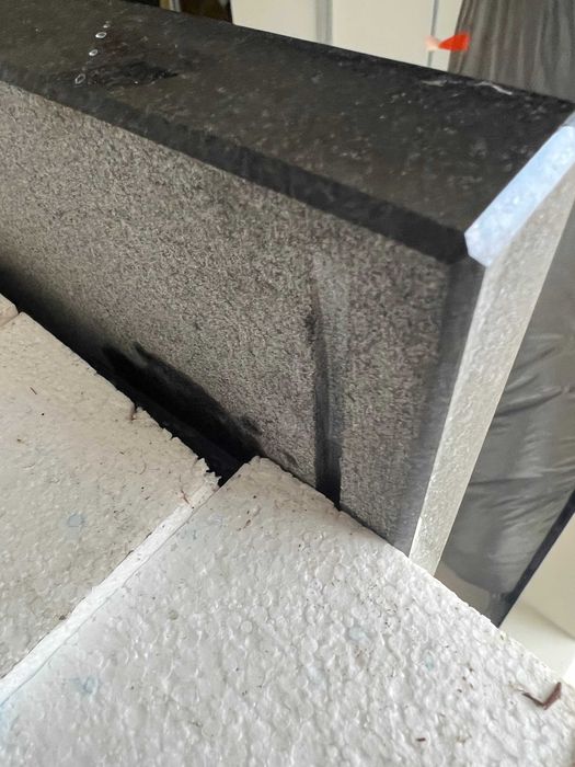 Parapety granitowe