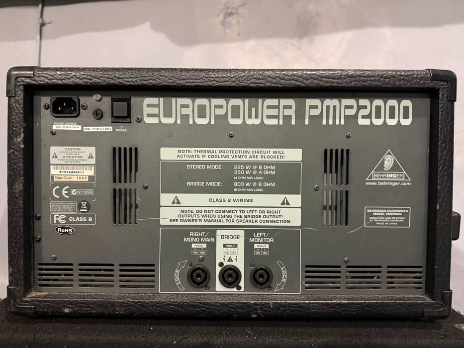Powermixer Behringer Europower PMP2000