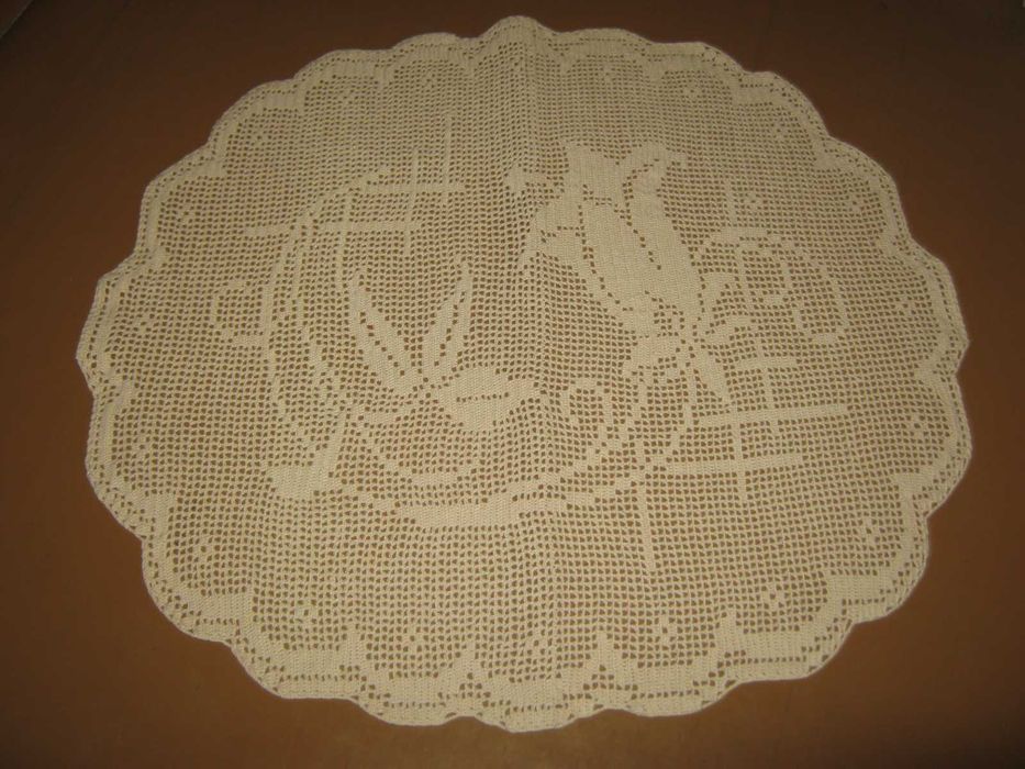 Szydełko kwiat rękodzieło beż serweta 50 / 60 cm
