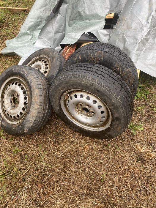 Sprzedam felgi z oponami wolkswagen t4 ford connect