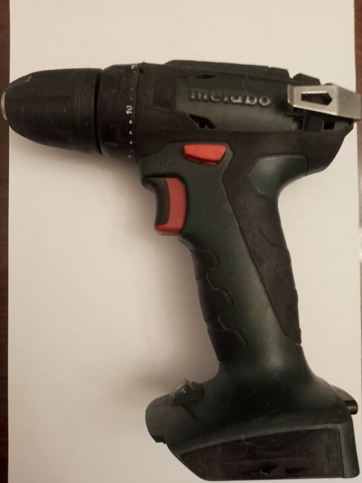Шуруповерт Metabo BS 18