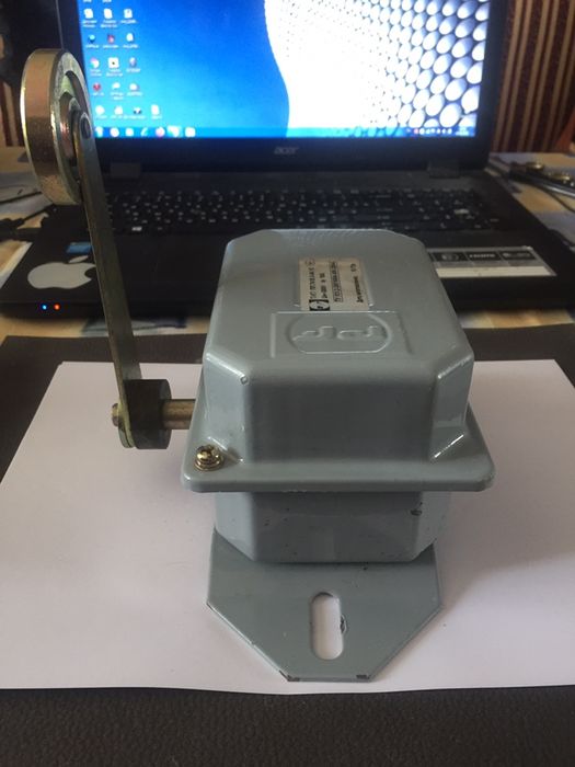 Кінцевий вимикач