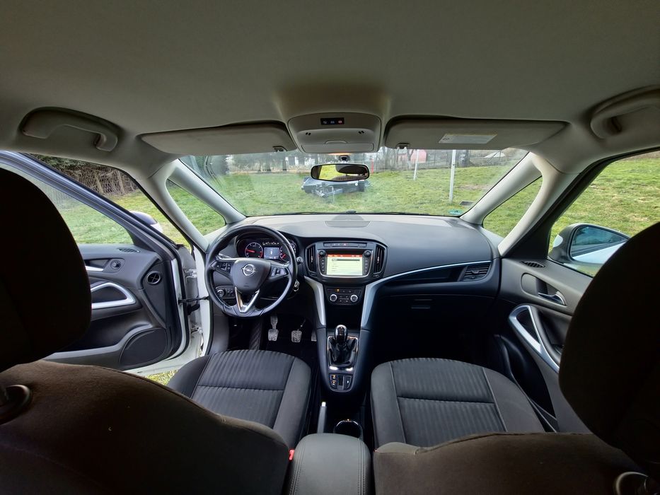 Opel Zafira C Active Lift  nowy rozrząd i łancuch wałków