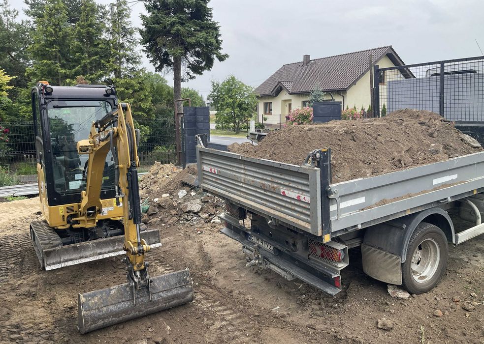 Usługi Minikoparką - Usługi Wywrotką do 5 ton