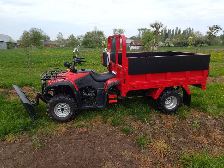 Квадроцикл вантажний