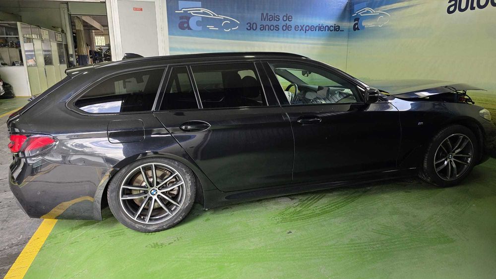 BMW 520d Touring - Salvado