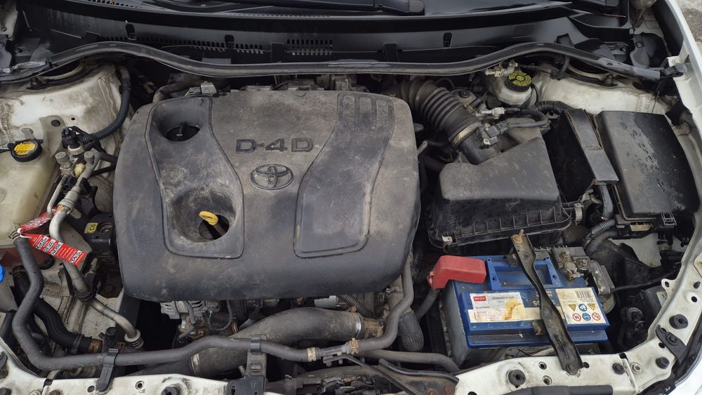 Toyota auris 1.4 d4d 2014 r. kombi drugi wlasciciel
