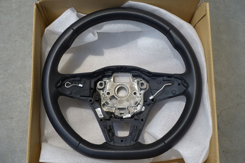 vw golf viii 8 kierownica łopatki igła jak nowa
