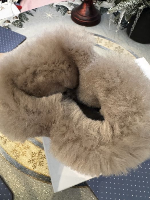 Зимові  черевики на натуральному хутрі 37 р.