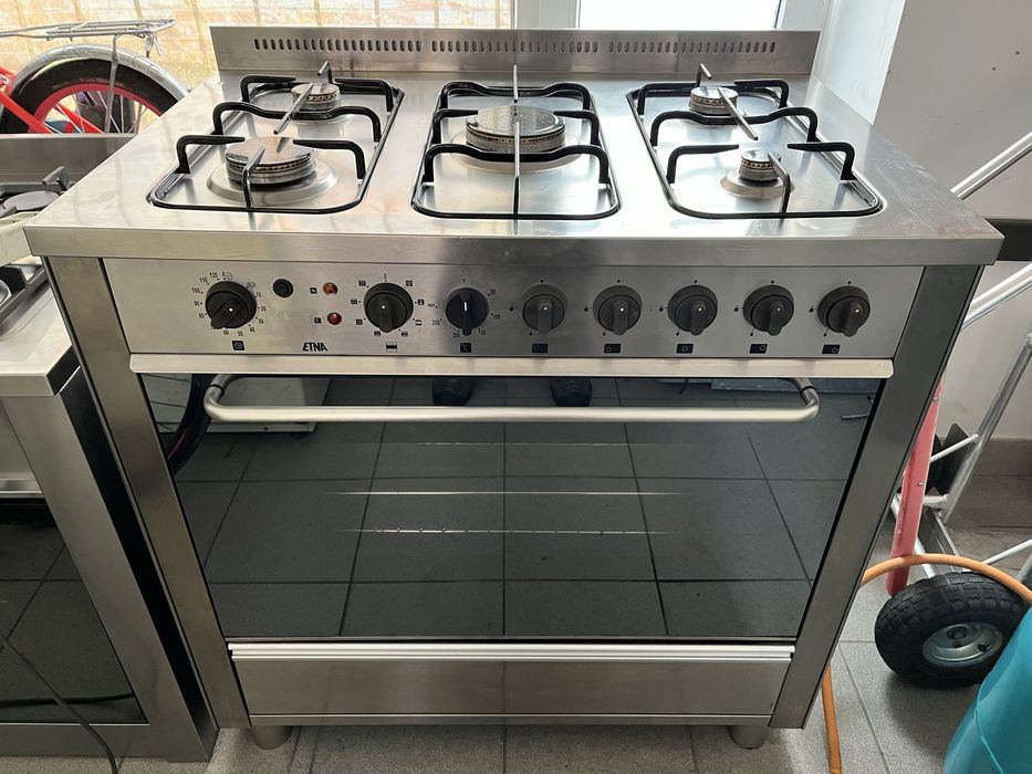 Професійна газова плита