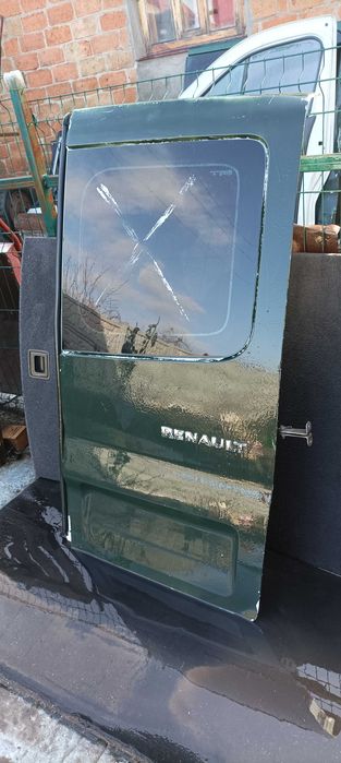 Двері Рено Трафік Renault Trafic 2014-2024