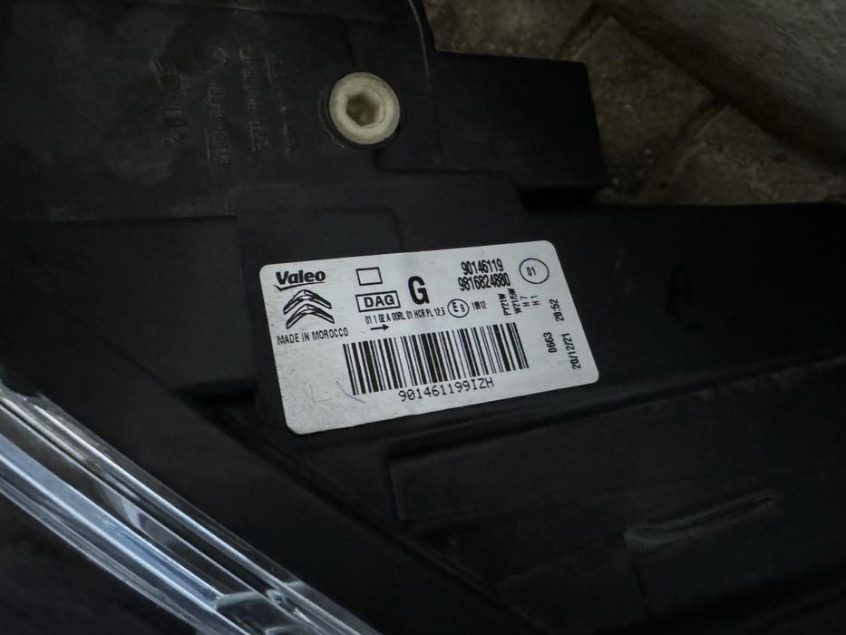 Farois citroen berlingo IV