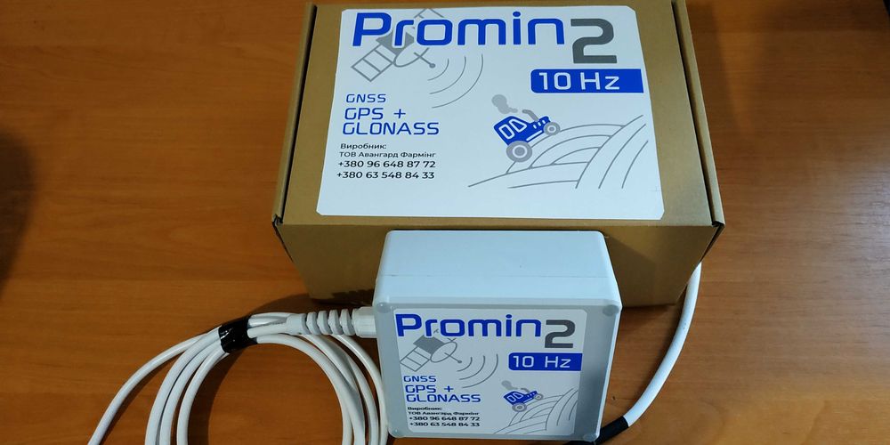 Агронавігатор, система паралельного водіння GPS для трактра "Промінь2"