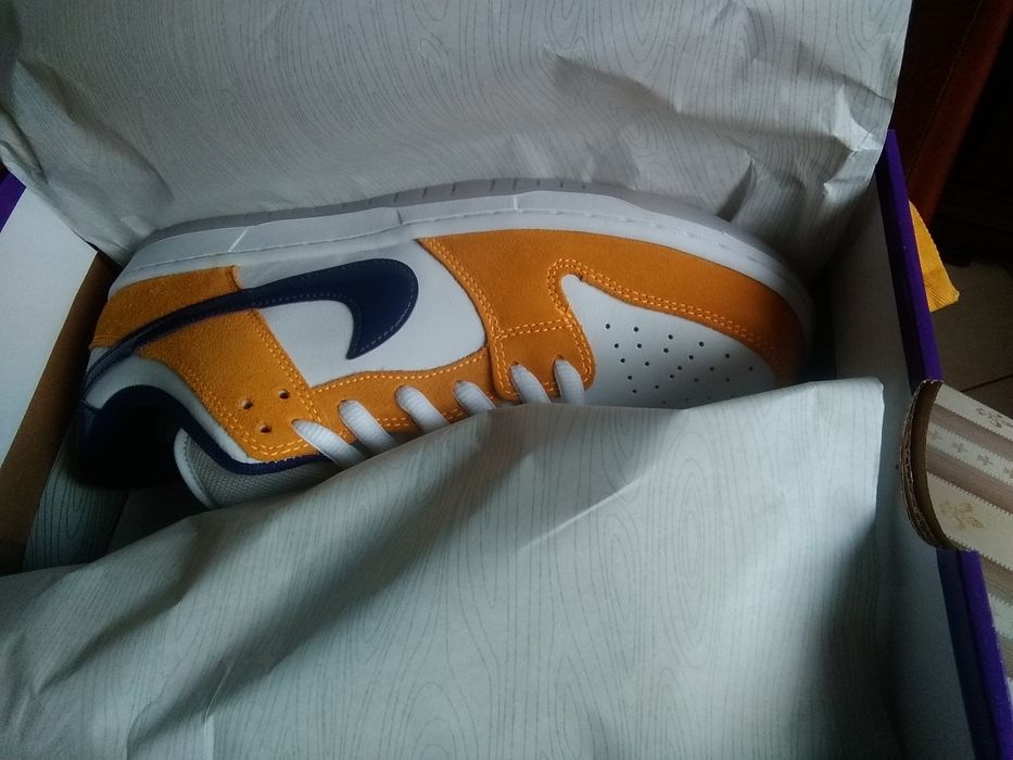 (r. 44,5 - 28,5 cm) Nowe Nike SB Dunk Low Laser Orange BQ6817,-800