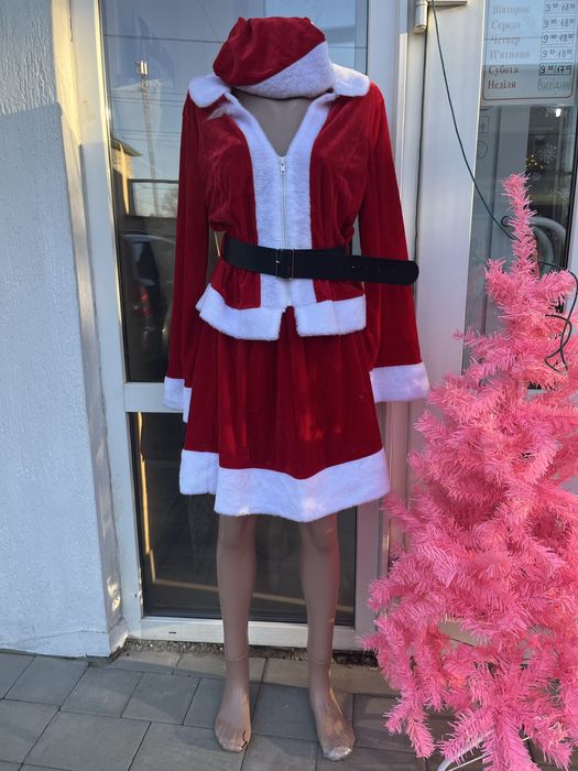 Ялинка новорічна