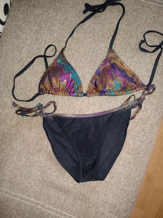 Bikini mieniące wiązane