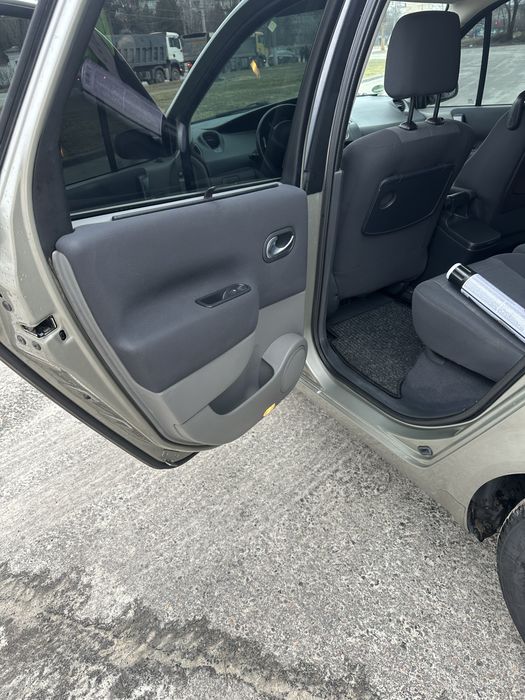 Продам Renault Scenic у гарному станi