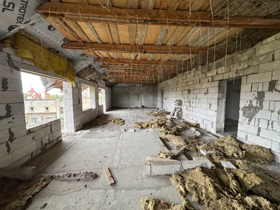 Продаж бізнес-центру,Дрогобич,площа 2405 м.кв, БЕЗ КОМІСІЇ.ЦЕНТР МІСТА